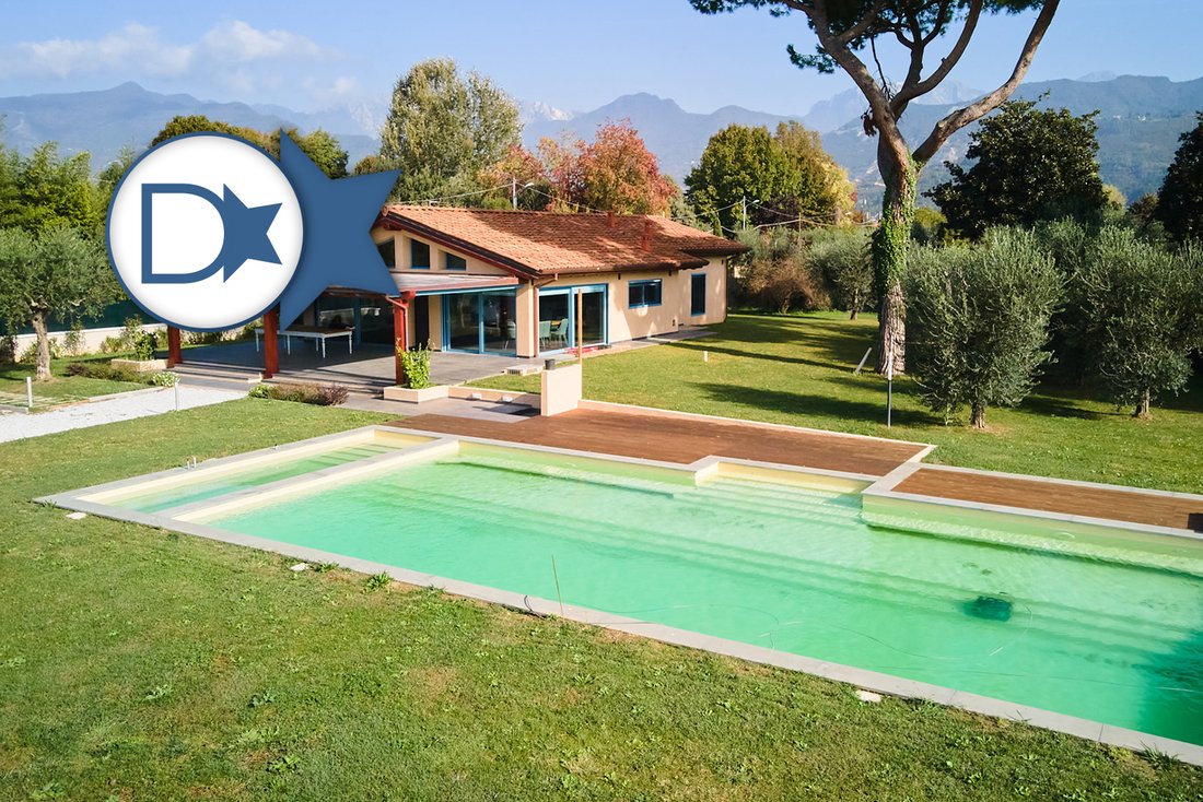 Villa in Pietrasanta, Tuscany, Italy 1 - 13018455