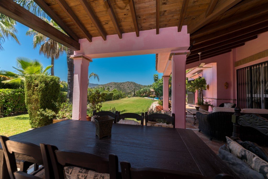 Villa in Benahavis, Andalusia, Spain 5 - 13010196