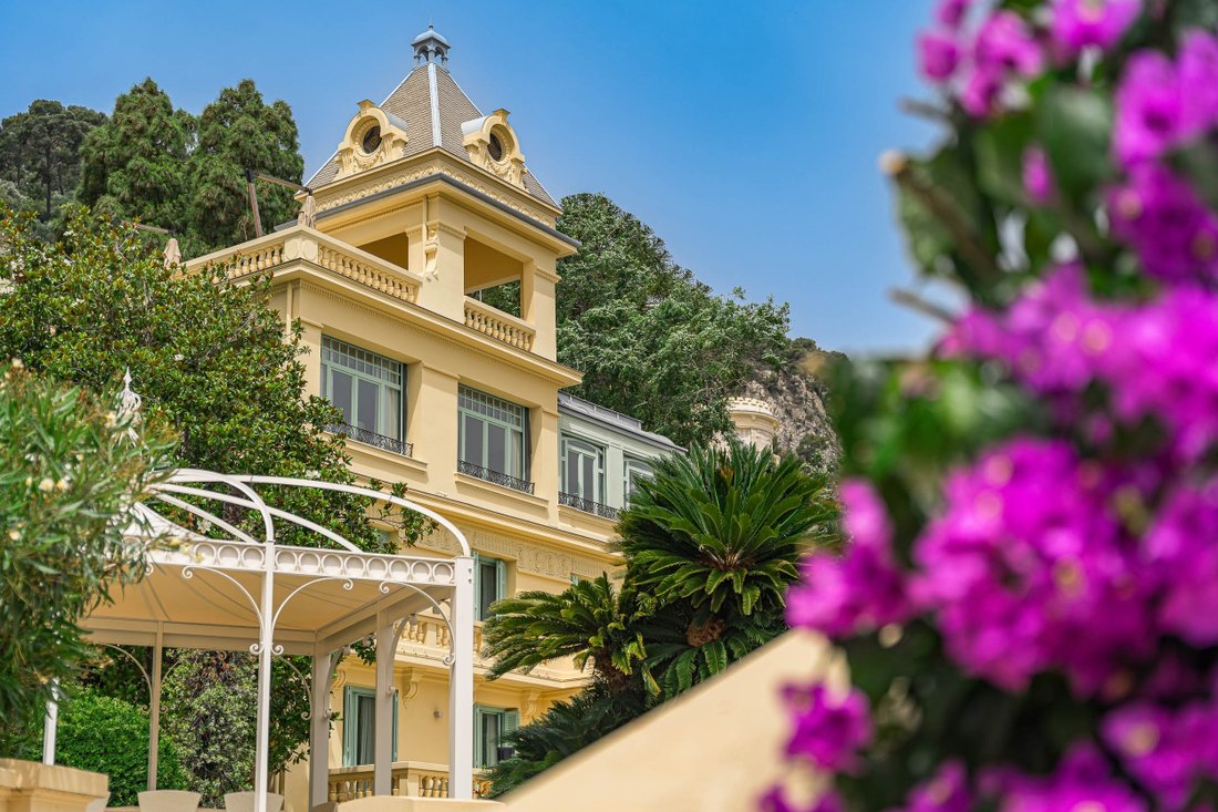 House in Villefranche-sur-Mer, Provence-Alpes-Côte d'Azur, France 3 - 12873489