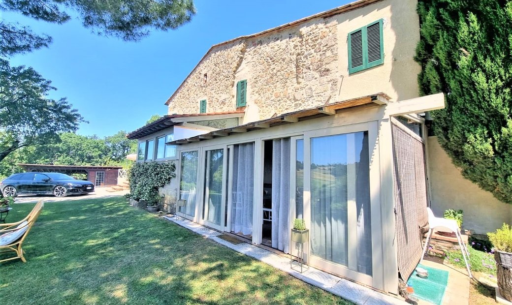 Villa Surrounded By Greenery In Casole D'elsa, Tuscany, Italy For Sale (13011441)