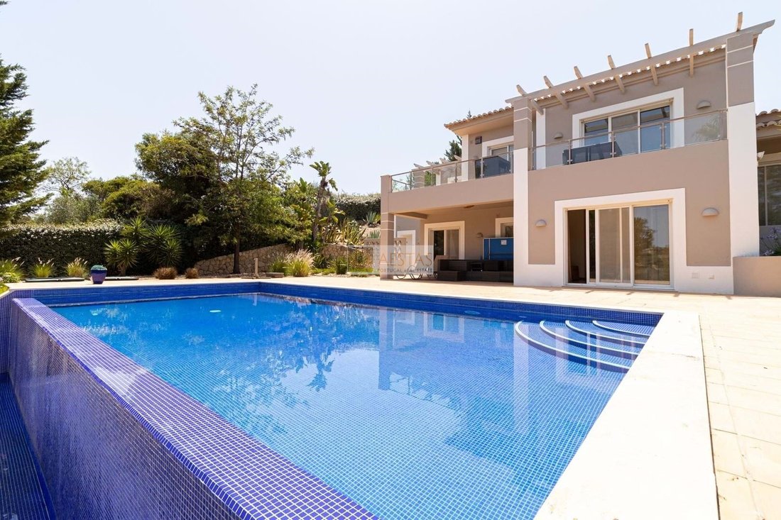 Villa in Carvoeiro, Algarve, Portugal 2 - 13009653