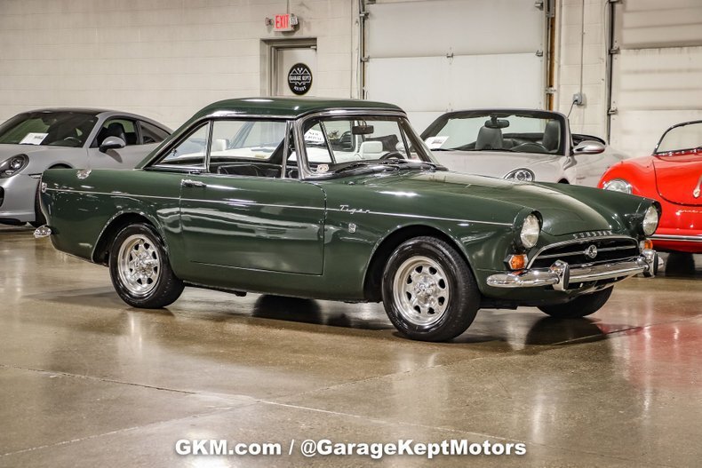 Cabriolet in Kentwood, Michigan, United States 3 - 13011360