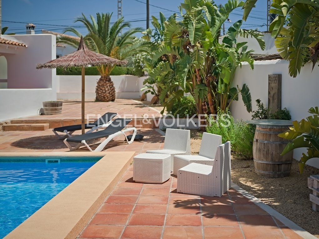 Villa in Calp / Calpe, Valencian Community, Spain 2 - 13010071