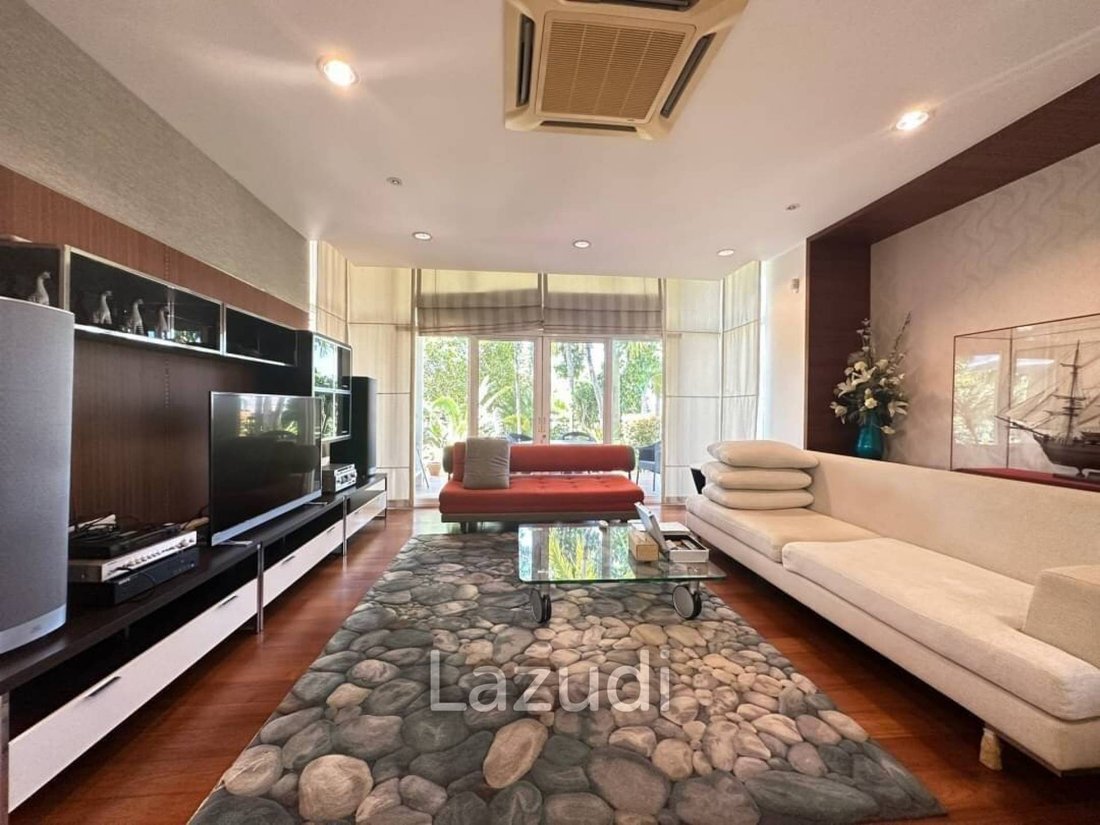 Villa in Pattaya City, Chon Buri, Thailand 3 - 13011442