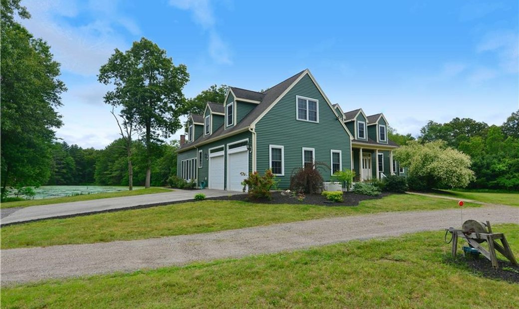 100 Paine District Road, Woodstock, Ct In Woodstock, Connecticut