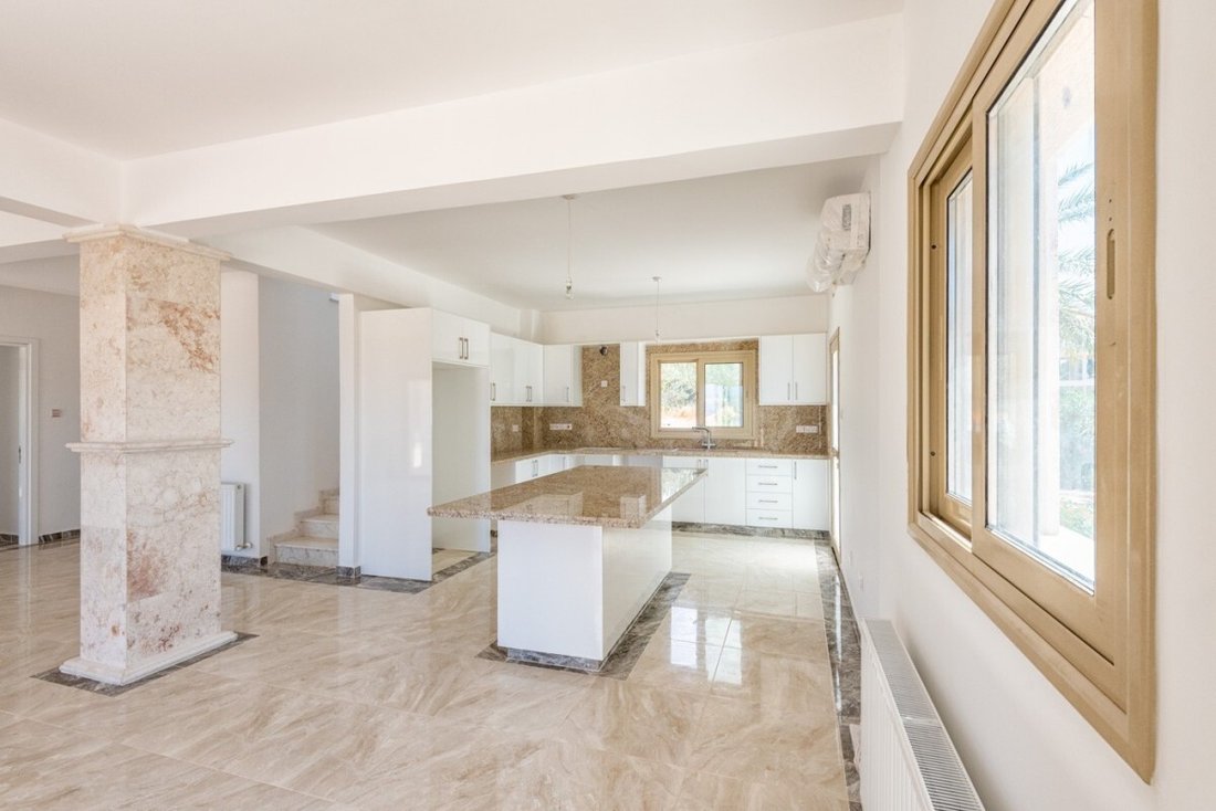Villa in Paphos, Paphos, Cyprus 5 - 13010187