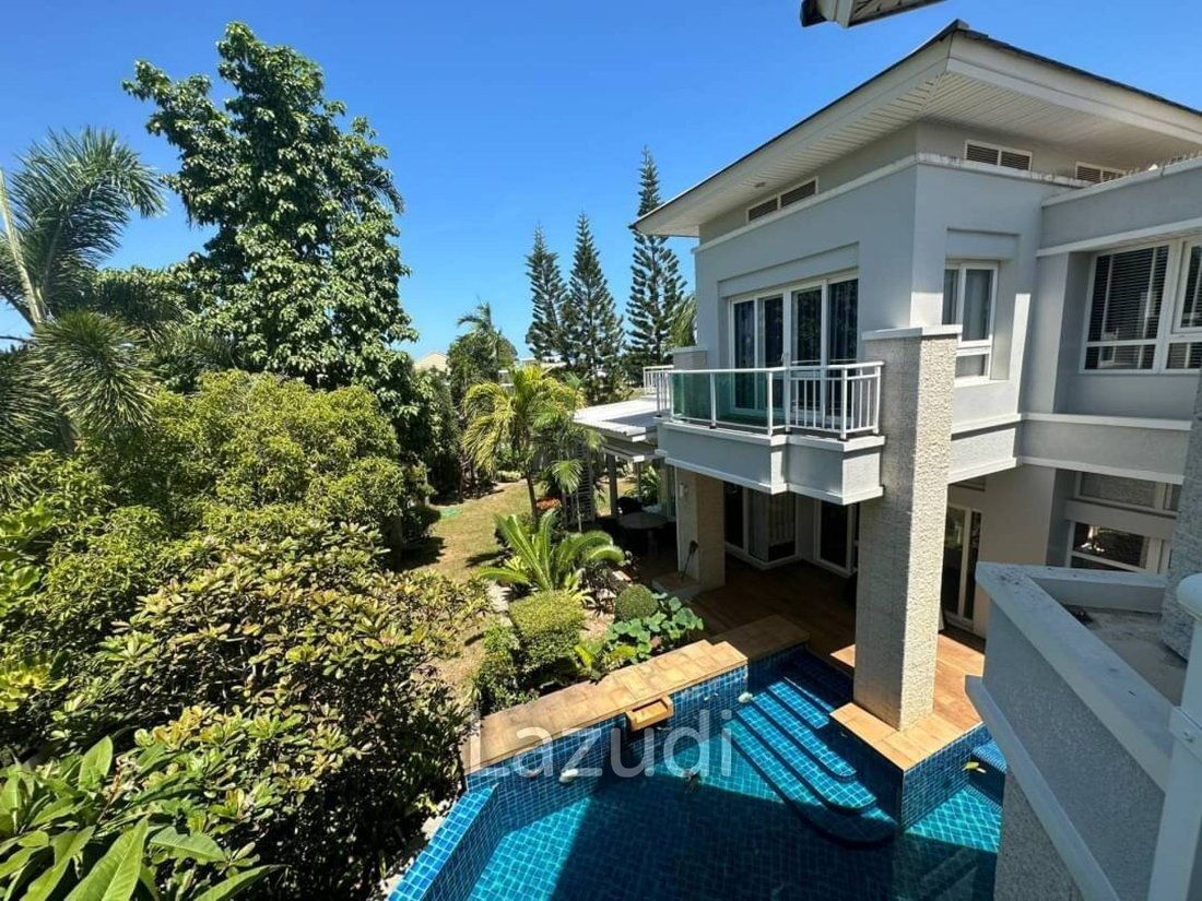 Villa in Pattaya City, Chon Buri, Thailand 1 - 13011442