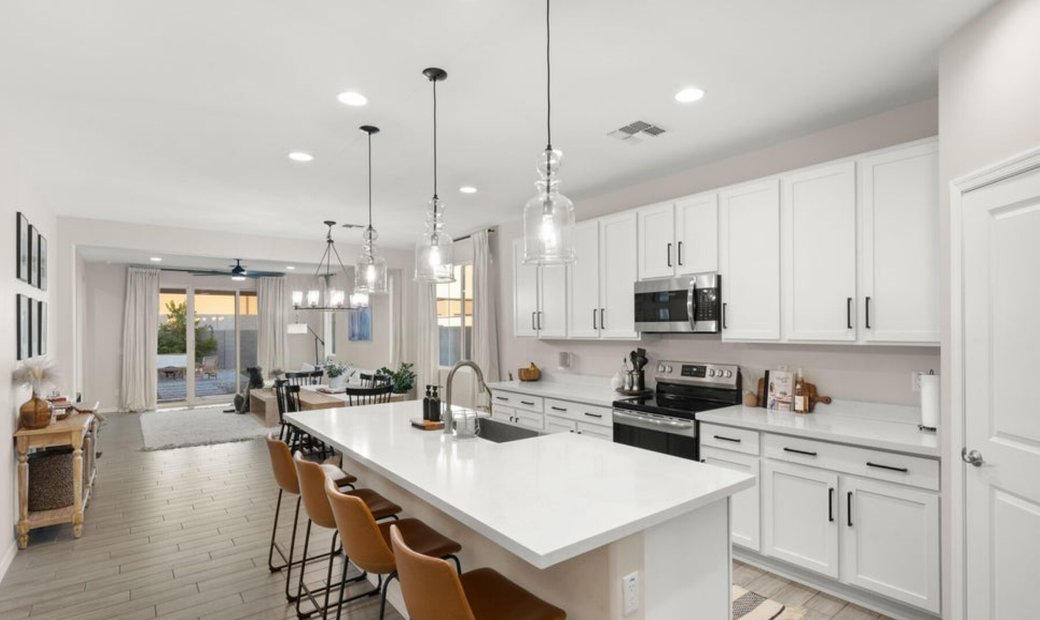 Camelback Village In El Mirage, Arizona, United States For Sale (13014256)