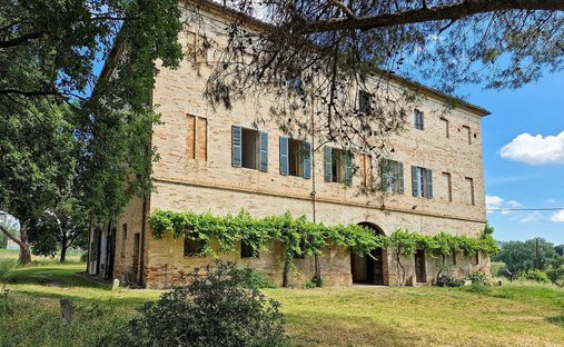 Casa in Marche, Italia 1