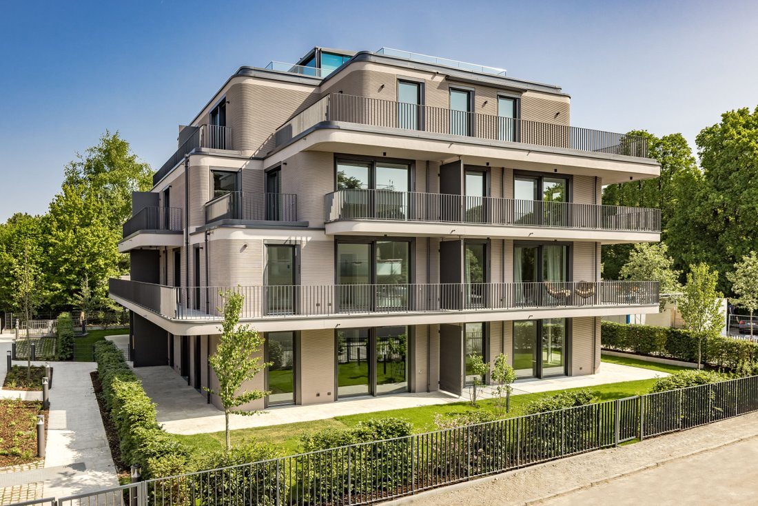 Two Bedroom Apartment In A New And Modern Building In Munich, Montana