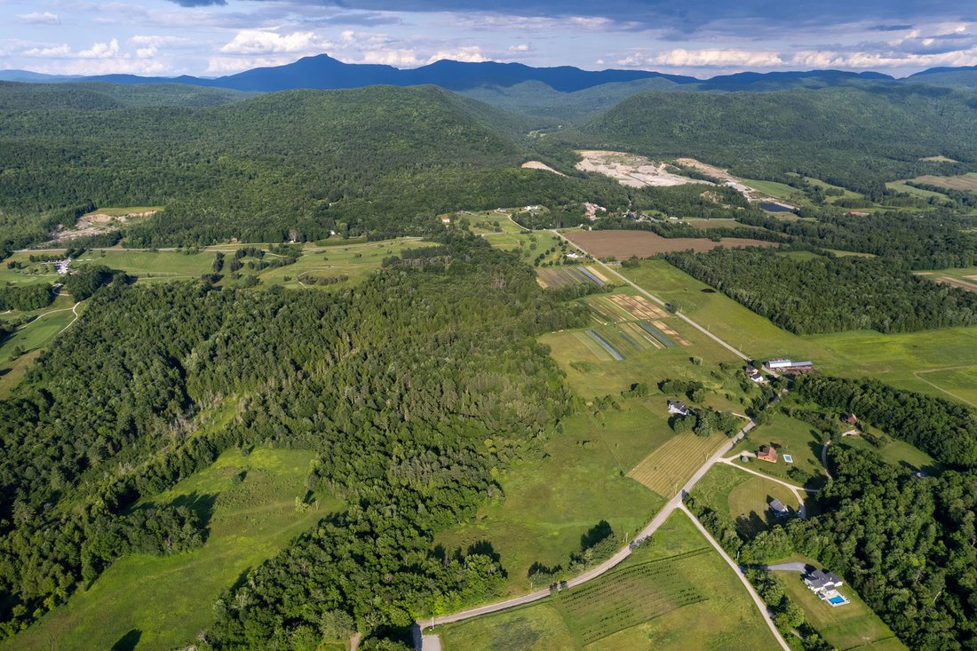 Land in Hinesburg, Vermont, United States 1 - 13014512