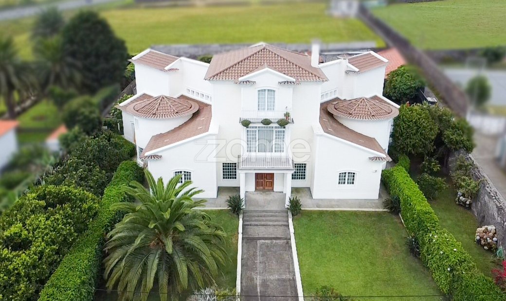 Ponta Delgada House In Ponta Delgada, Azores, Portugal For Sale (13015900)