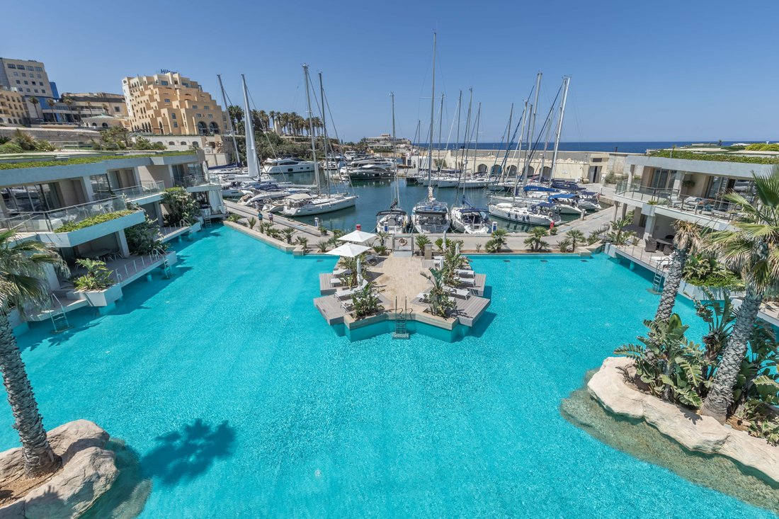 Portomaso, Magnificent Penthouse In Saint Julian's, Malta For Sale