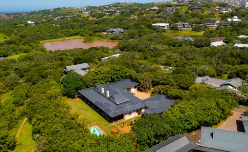 House in Dolphin Coast, KwaZulu-Natal, South Africa 1