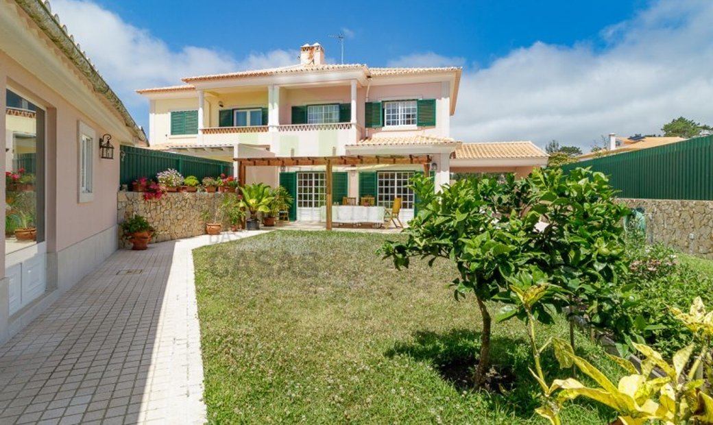 House 4 Bedrooms Ericeira 2,5 Km, A Casa Das In Ericeira, Lisbon