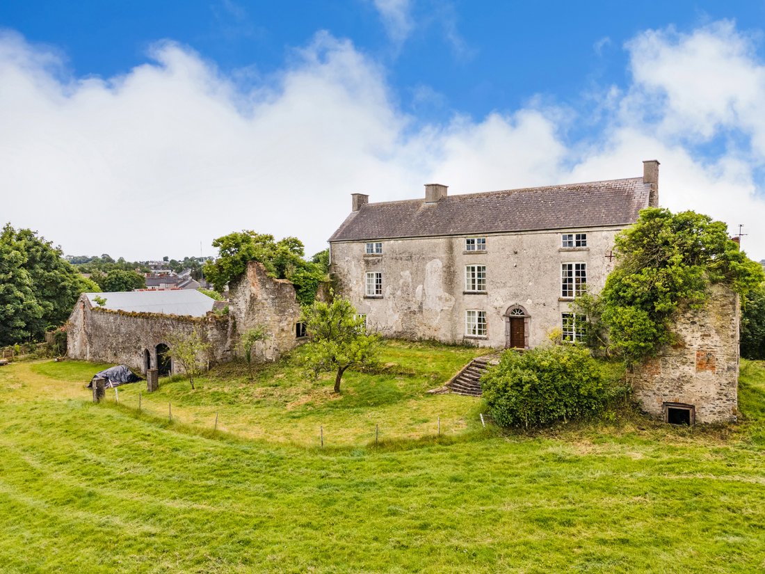 The Castle Moate In Moate, County Westmeath, Ireland For Sale (13020848)