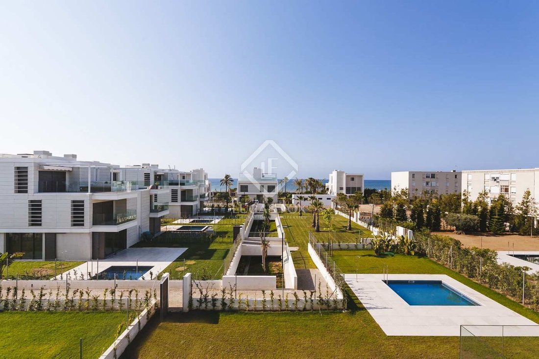 Gavà Mar House / Villa In Barcelona, Spain For Sale (13021660)