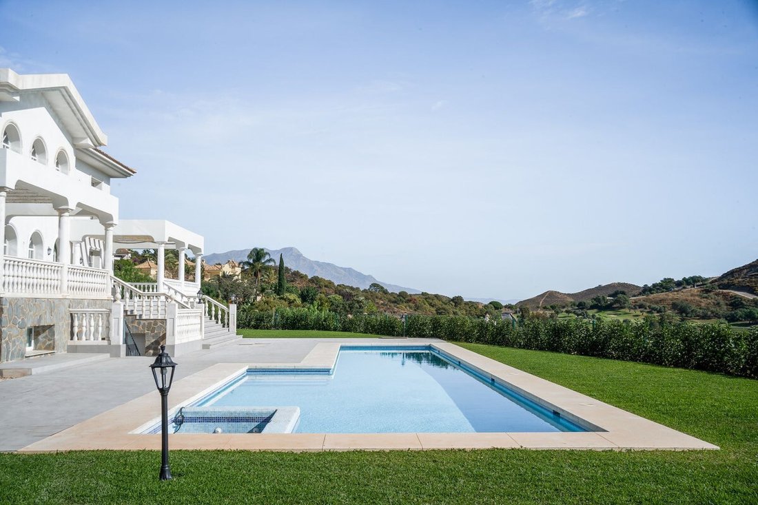 Villa in Benahavis, Andalusia, Spain 4 - 13021978