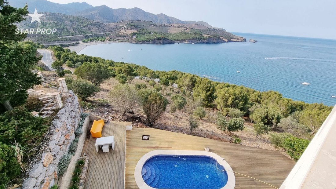 Villa in Llanca, Catalonia, Spain 1 - 13022139