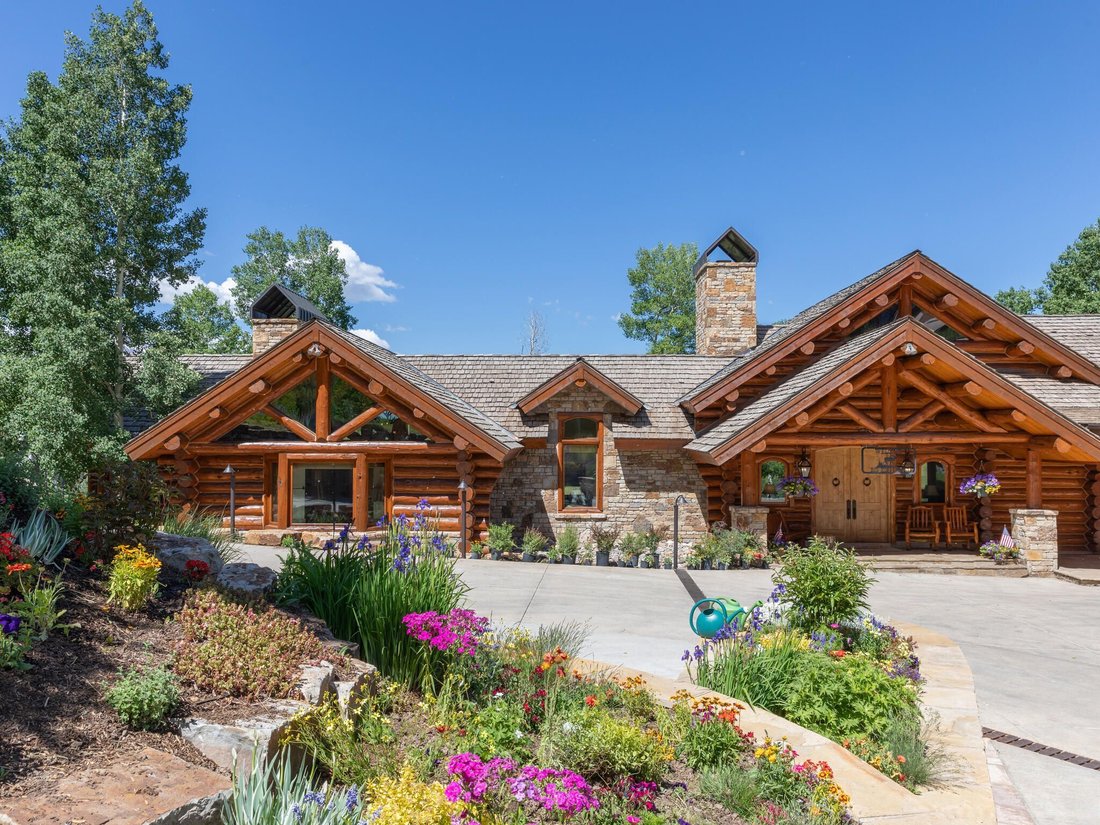 A Timeless Log And Stone Residence In Mountain Village, Colorado