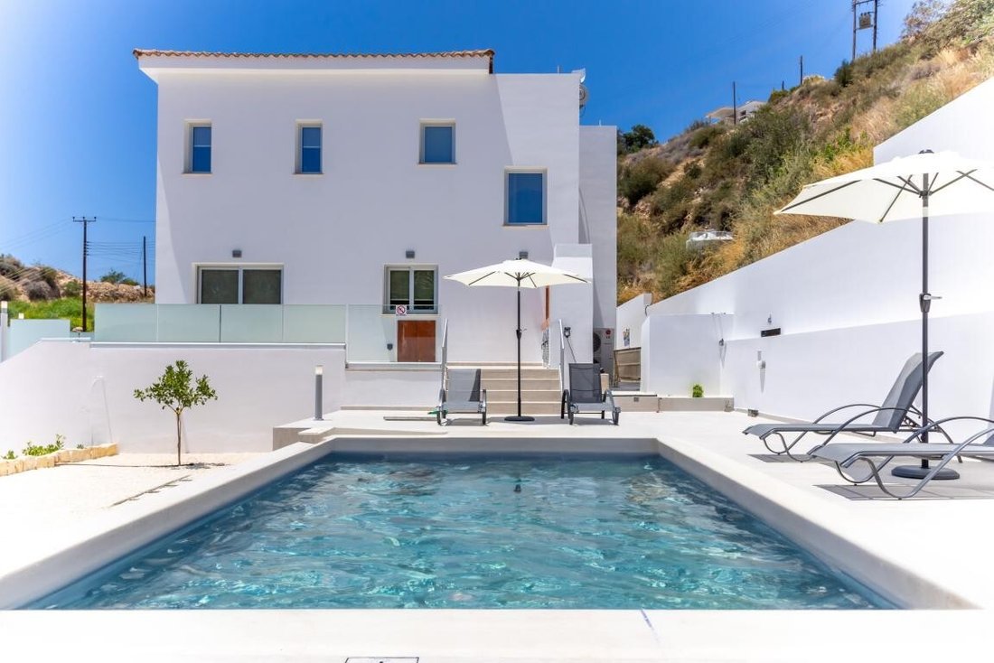 Villa in Kissonerga, Paphos, Cyprus 3 - 13021437