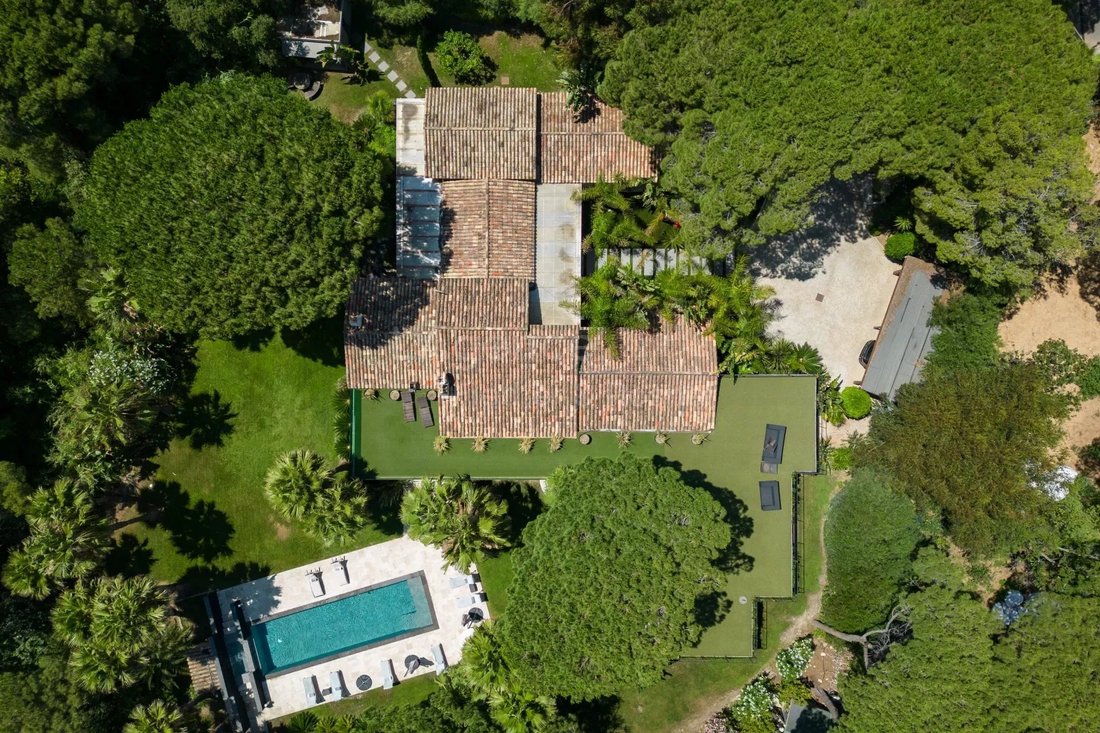 Ref 300 Ramatuelle Villa In Ramatuelle, Provence Alpes Côte D'azur, France For Sale (12831560)