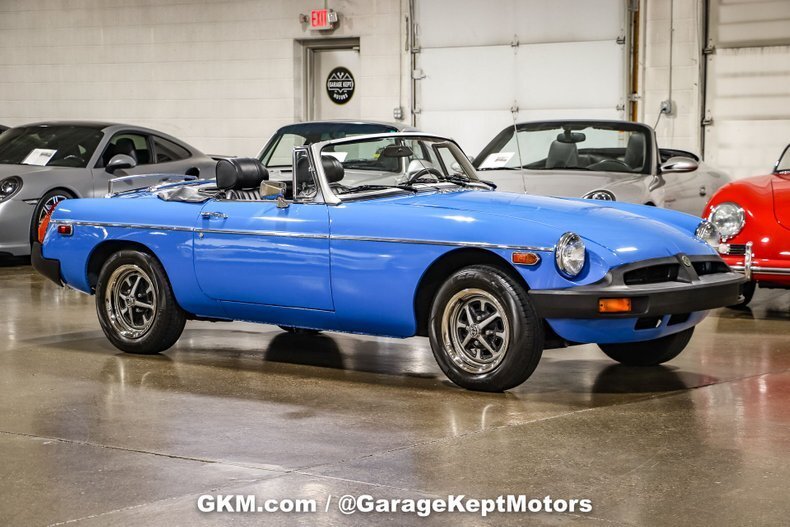 Cabriolet in Kentwood, Michigan, United States 1 - 13022553