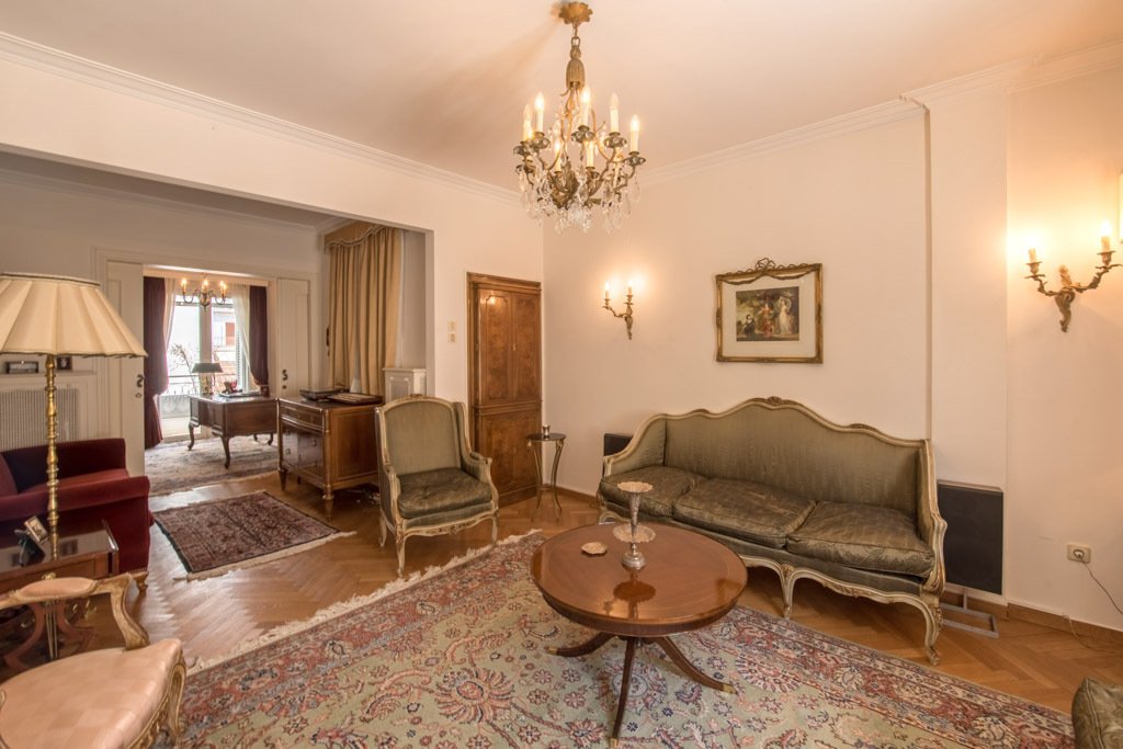 Apartment in Sunoikia Kolonakiou, 1st District of Athens, Athens 5 - 13023653
