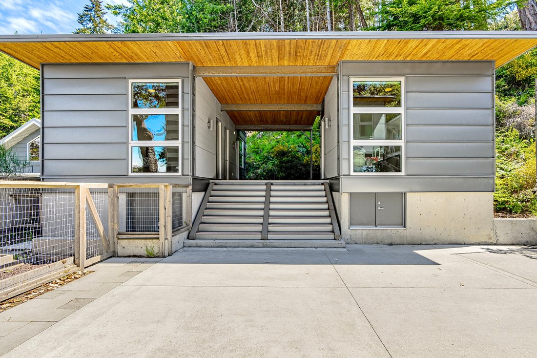 Contemporary West Coast Waterfront Retreat On In Lund, British Columbia