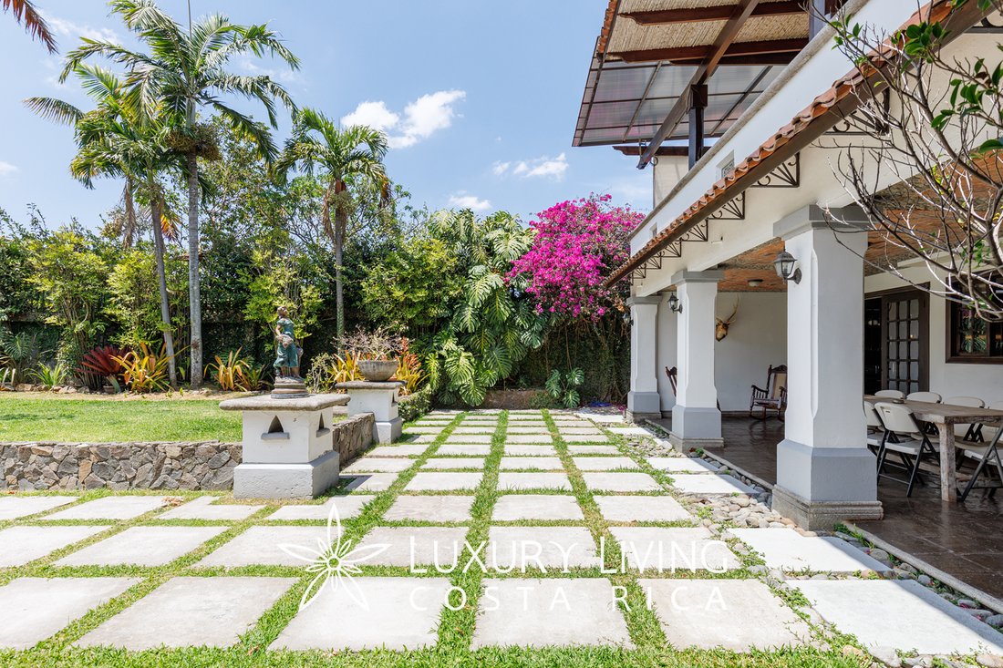 House in San Rafael de Escazú, San José Province, Costa Rica 3 - 13023972