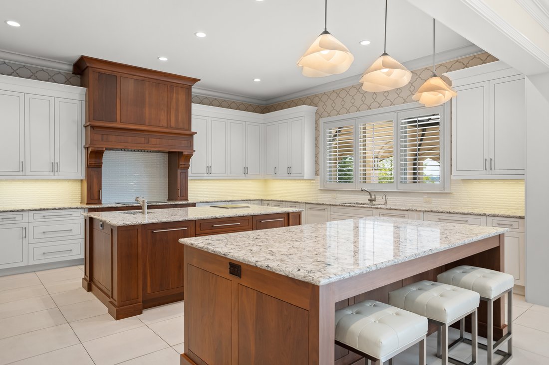 Extraordinary Custom Lakefront Estate In Lake Butler, Florida, United