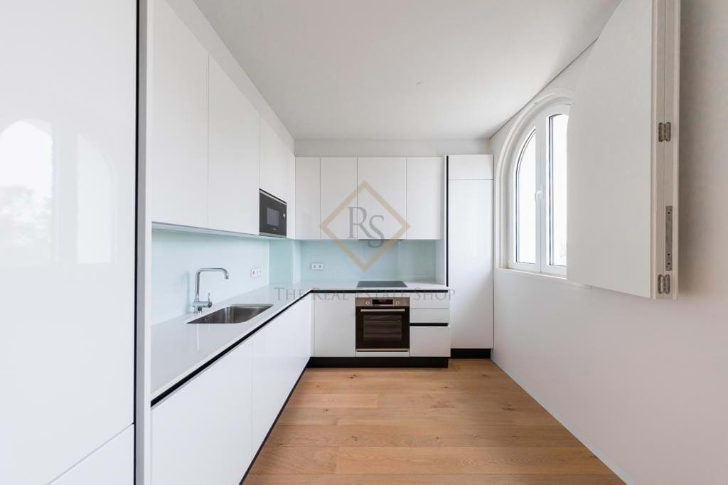 Apartment in Alvalade, Lisbon, Portugal 4 - 13024199