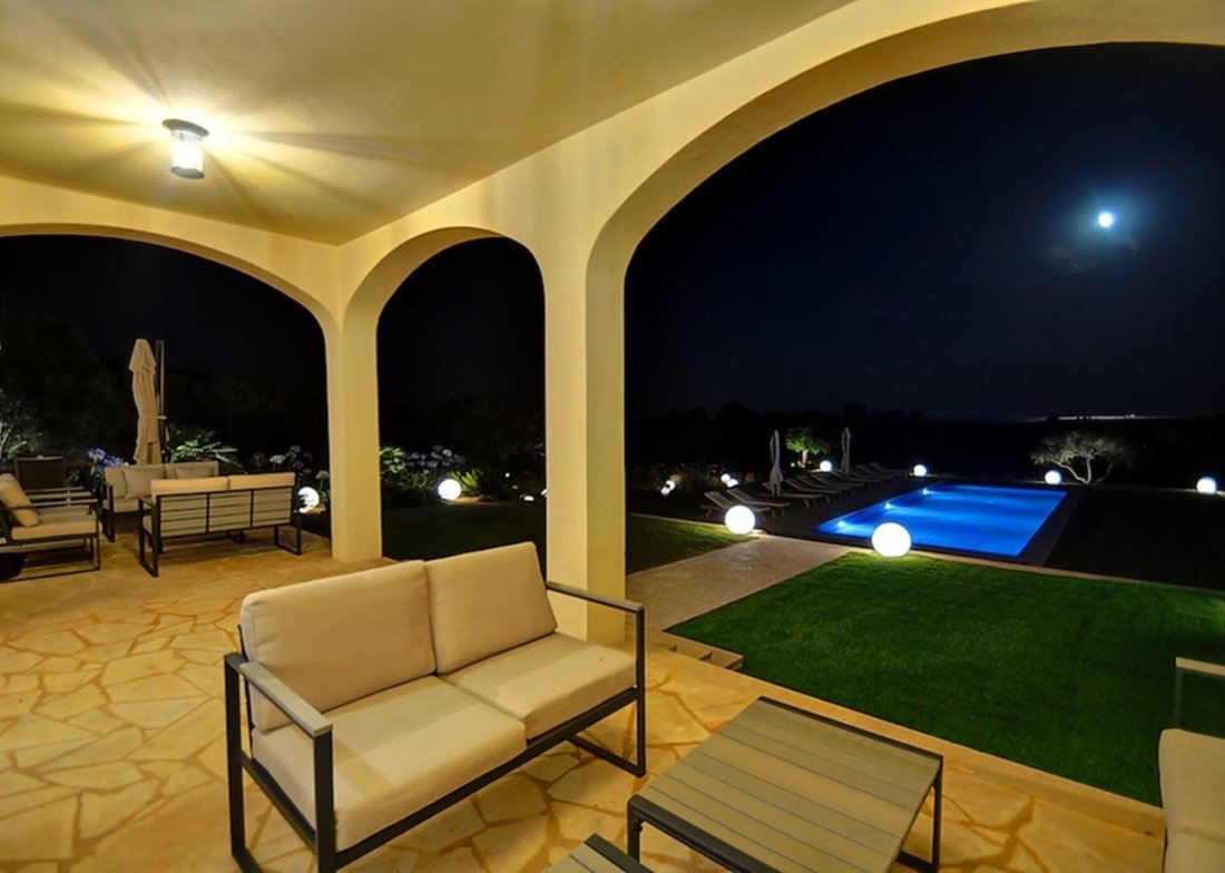 Villa in Llubi, Balearic Islands, Spain 4 - 13024474