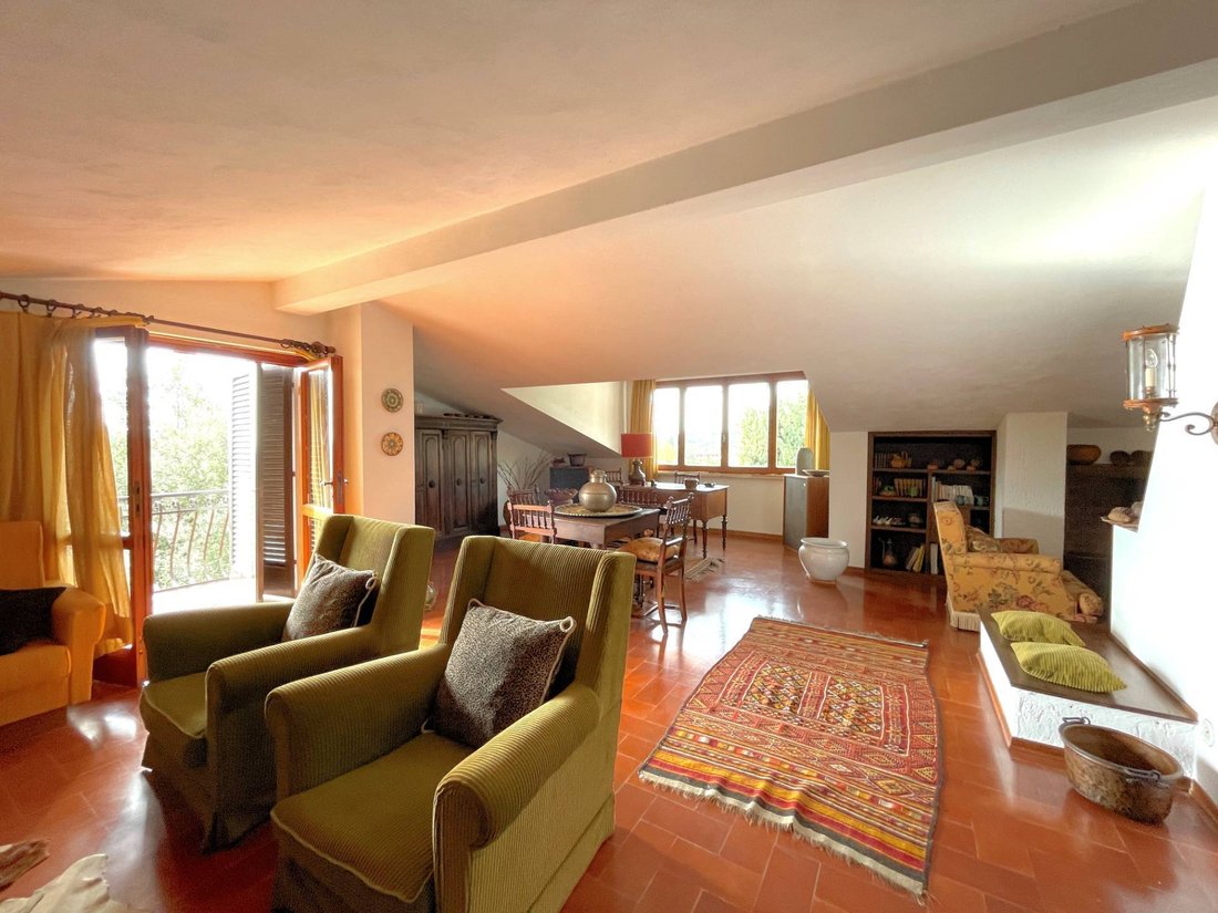 Villa in Center, Pescia, Tuscany 5 - 12745006