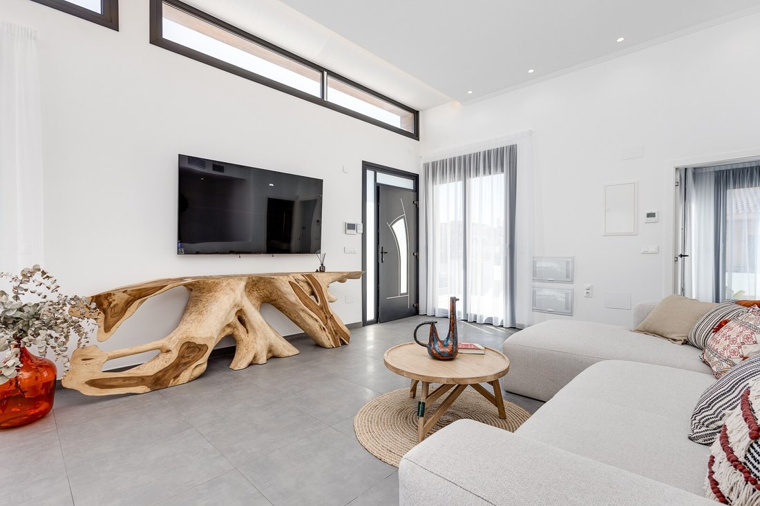 Villa in Torrevieja, Valencian Community, Spain 5 - 13024425