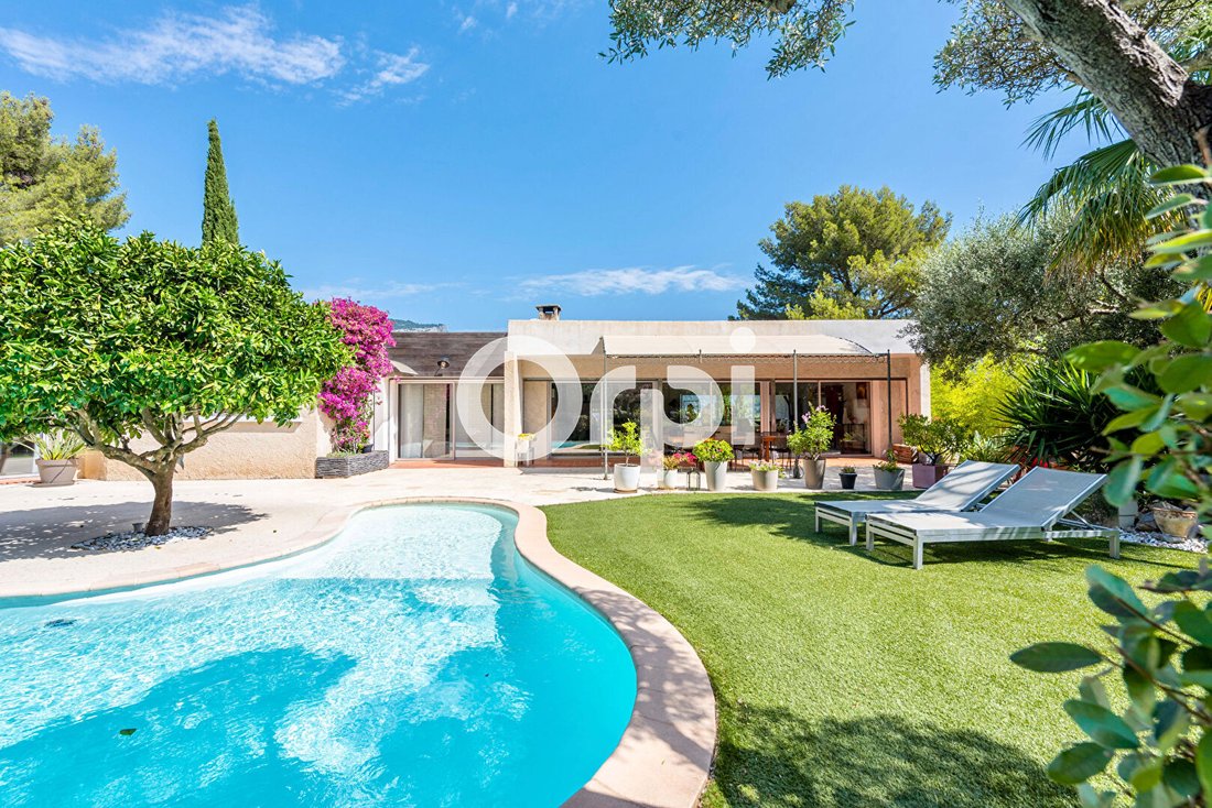House in Le Revest-les-Eaux, Provence-Alpes-Côte d'Azur, France 5 - 13026956