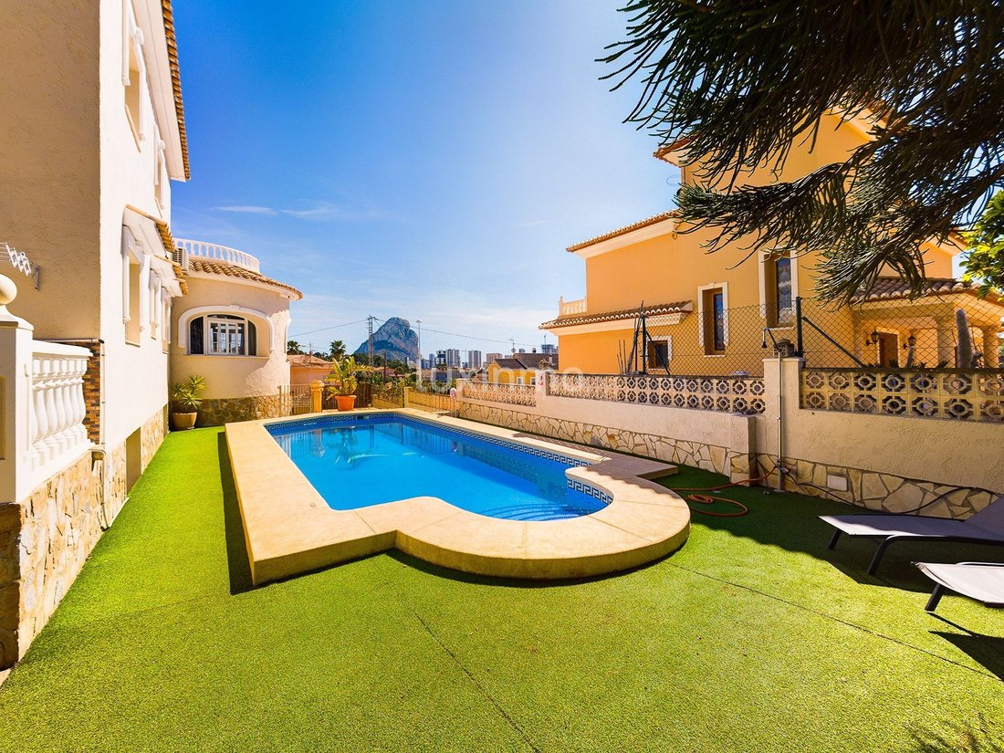 Calpe/Calp Detached House In Calp, Valencian Community, Spain For Sale