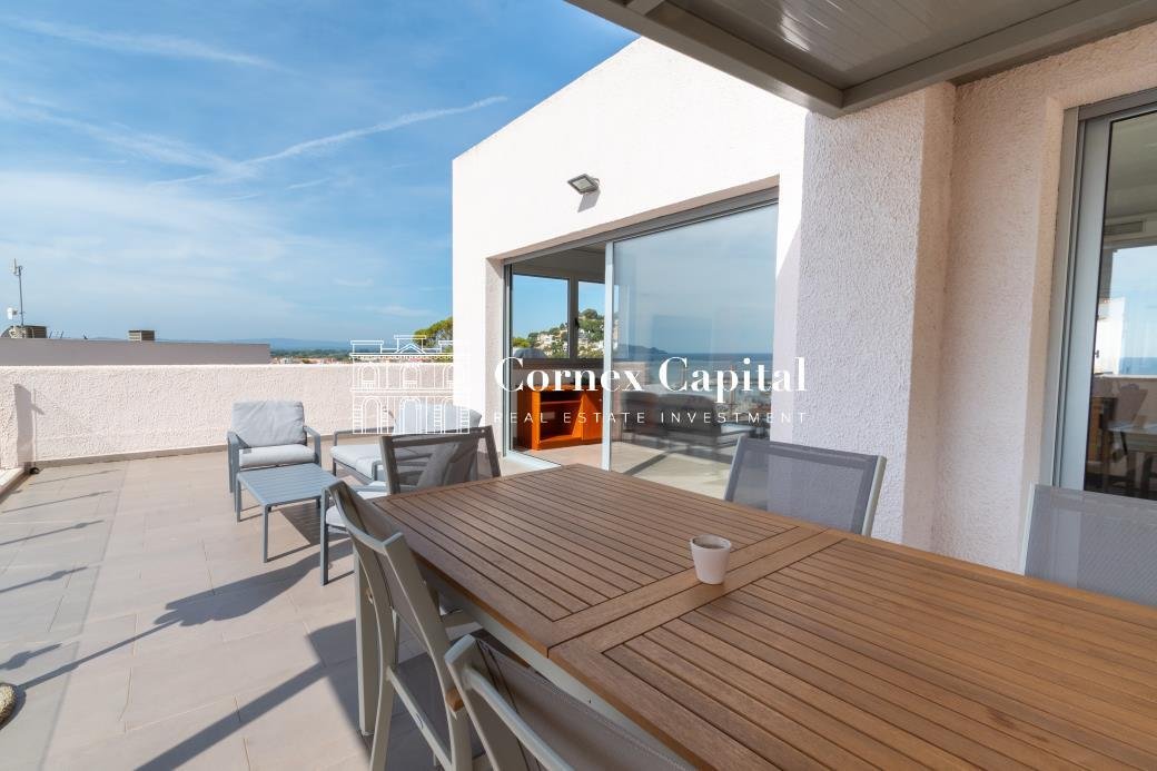 Fantastic Villa With Magnificent Sea Views And In L'estartit, Catalonia