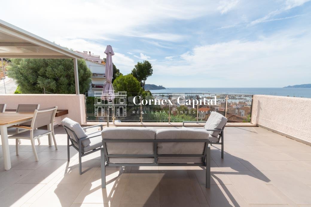 Fantastic Villa With Magnificent Sea Views And In L'estartit, Catalonia