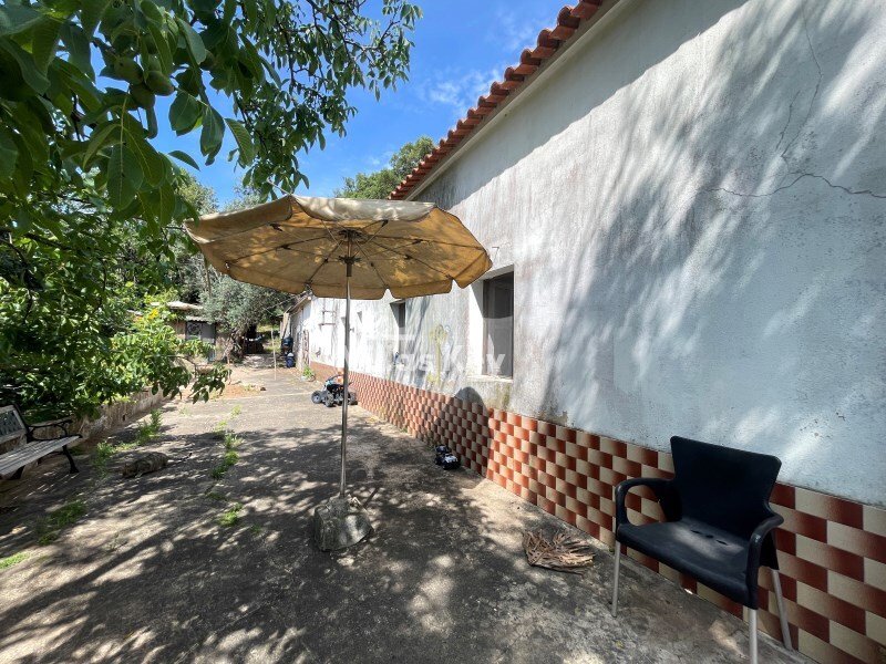 Farm With 3 Hectares Of Land And Several Houses In Monchique, Algarve