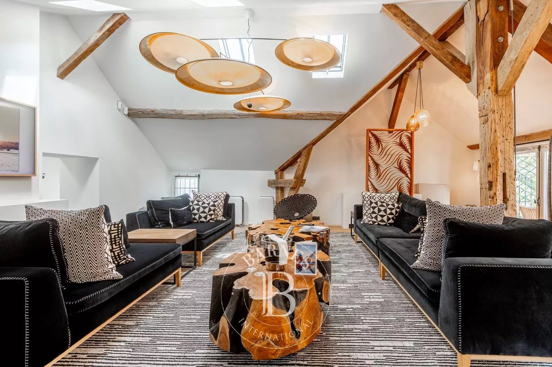 Apartment in Paris, Île-de-France, France 1 - 12910919