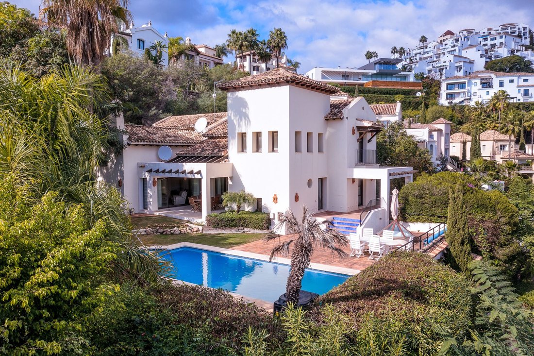 Villa in Benahavis, Andalusia, Spain 2 - 13032760