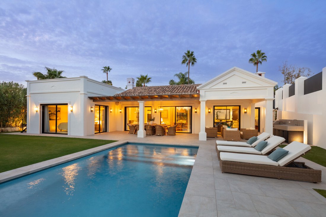 Villa in Nueva Andalucia, Marbella, Spain 2 - 13032719