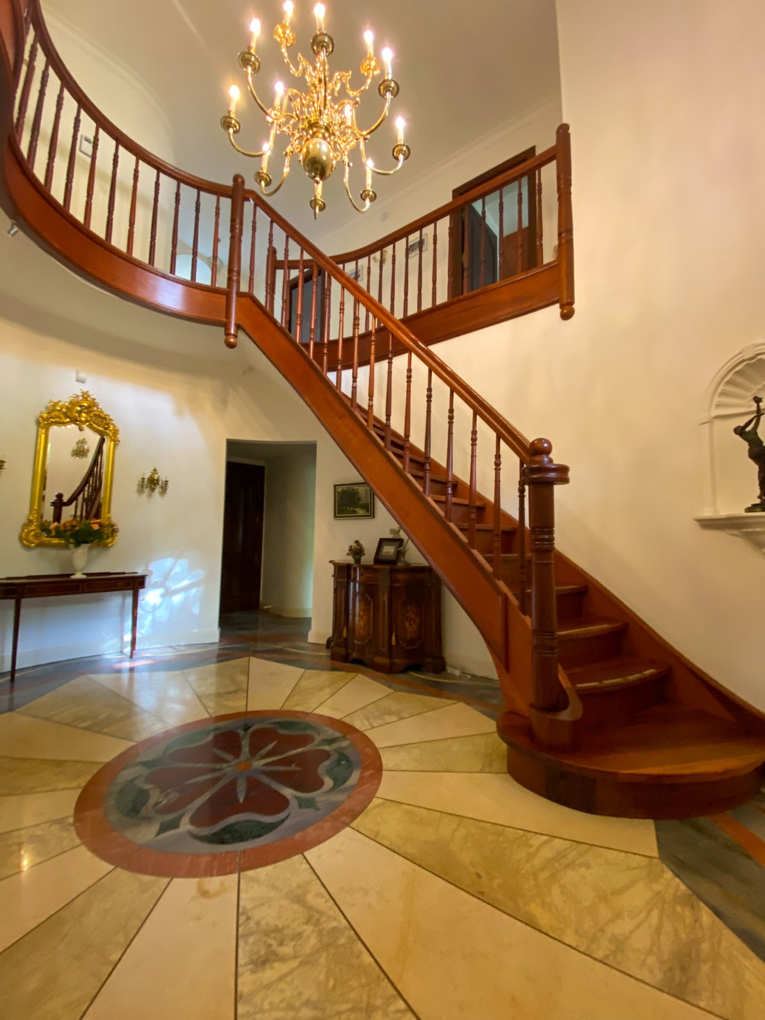 A Breathtaking Residence Located In The In Bergen, North Holland, Netherlands For Sale (13037574)