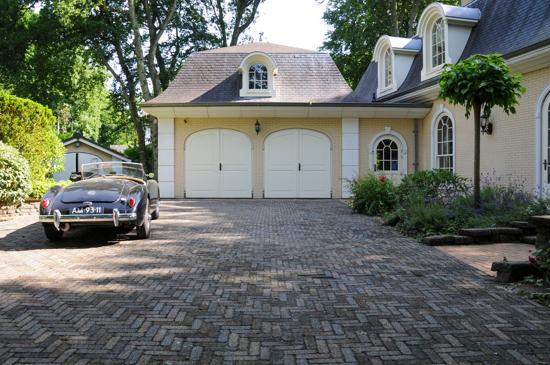 A Breathtaking Residence Located In The In Bergen, North Holland, Netherlands For Sale (13037574)