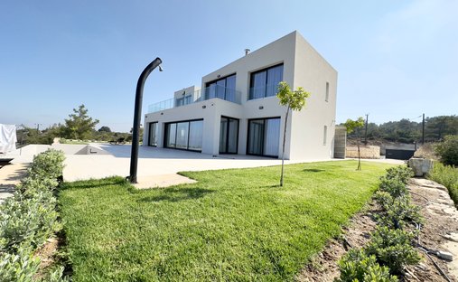 Villa in Pegeia, Paphos, Zypern 1