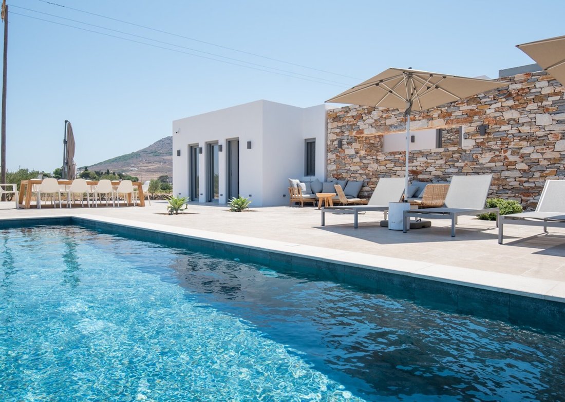 Villa in Paros, Aegean, Greece 1 - 13035999