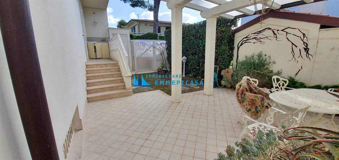 Townhouse in Cinquale, Montignoso, Tuscany 3 - 13036365