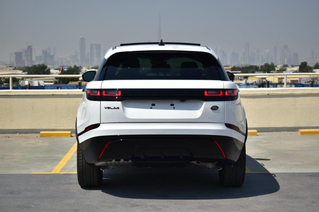 Suv in Dubai, Dubai, United Arab Emirates 4 - 13037993