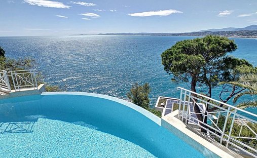 Villa in Nice, Provence-Alpes-Côte d'Azur, France 1